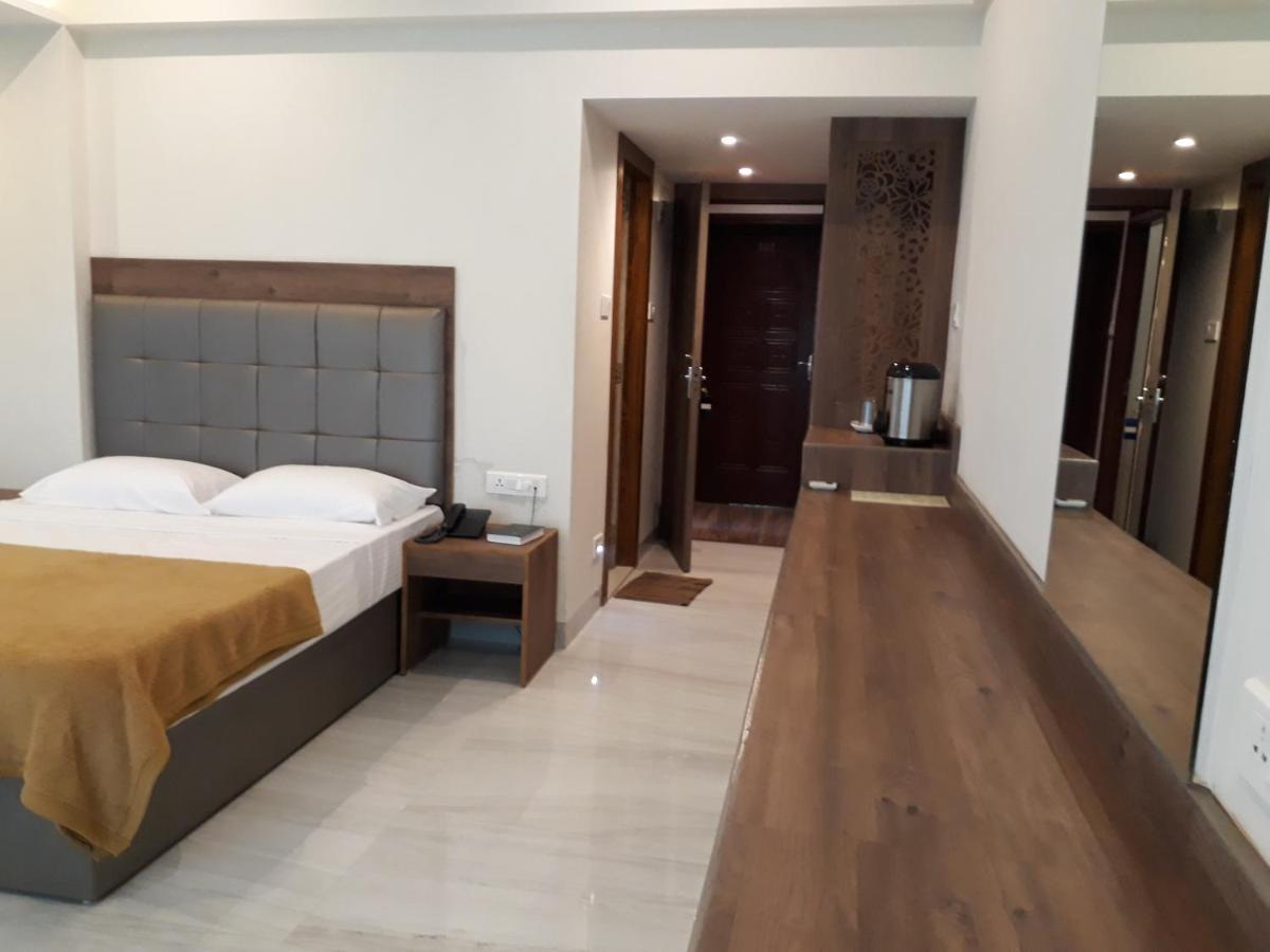 Lake View Resort Lonavala Luaran gambar