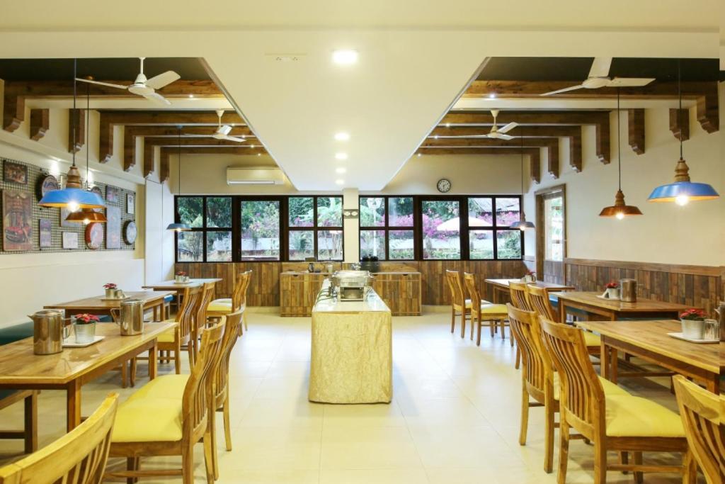 Lake View Resort Lonavala Luaran gambar