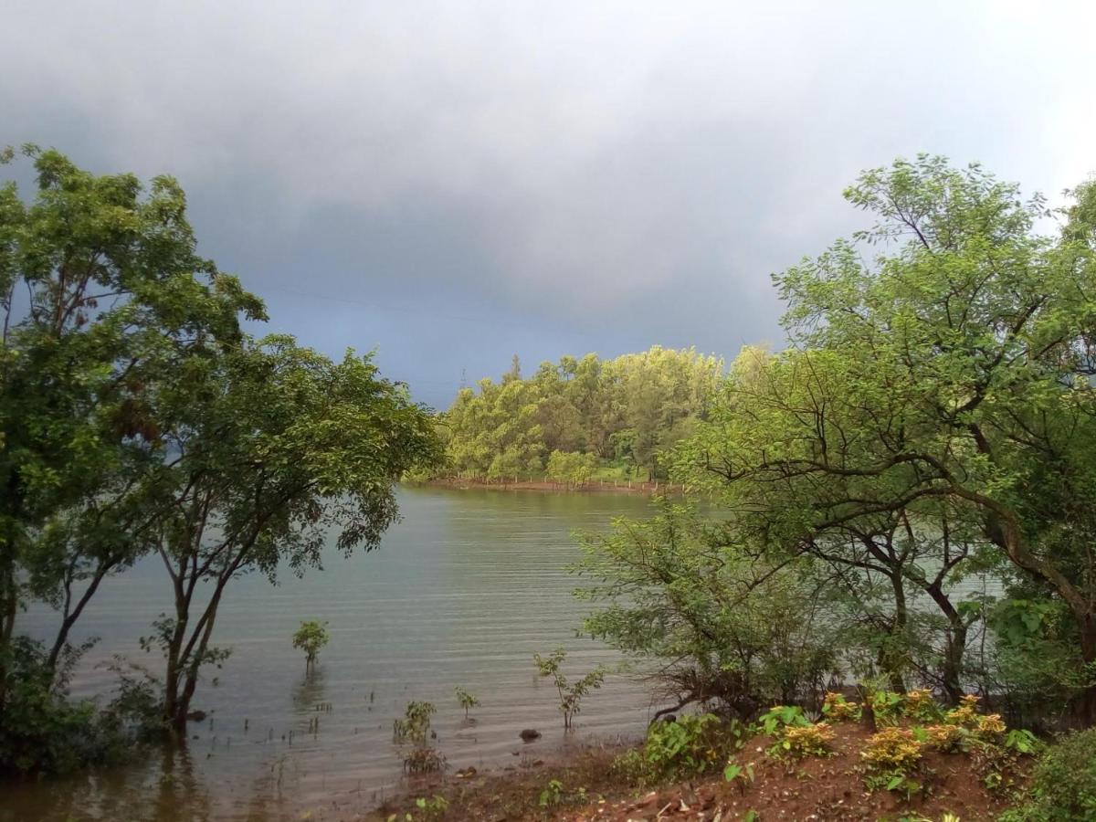Lake View Resort Lonavala Luaran gambar